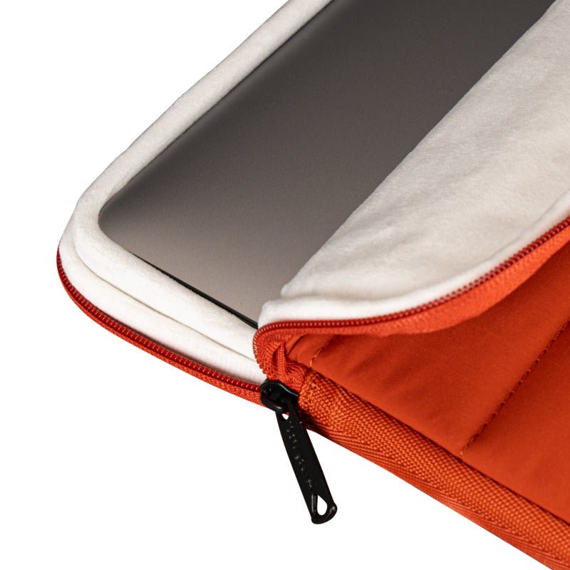 Targus  Puffer 13-14  Sleeve - Rust Orange