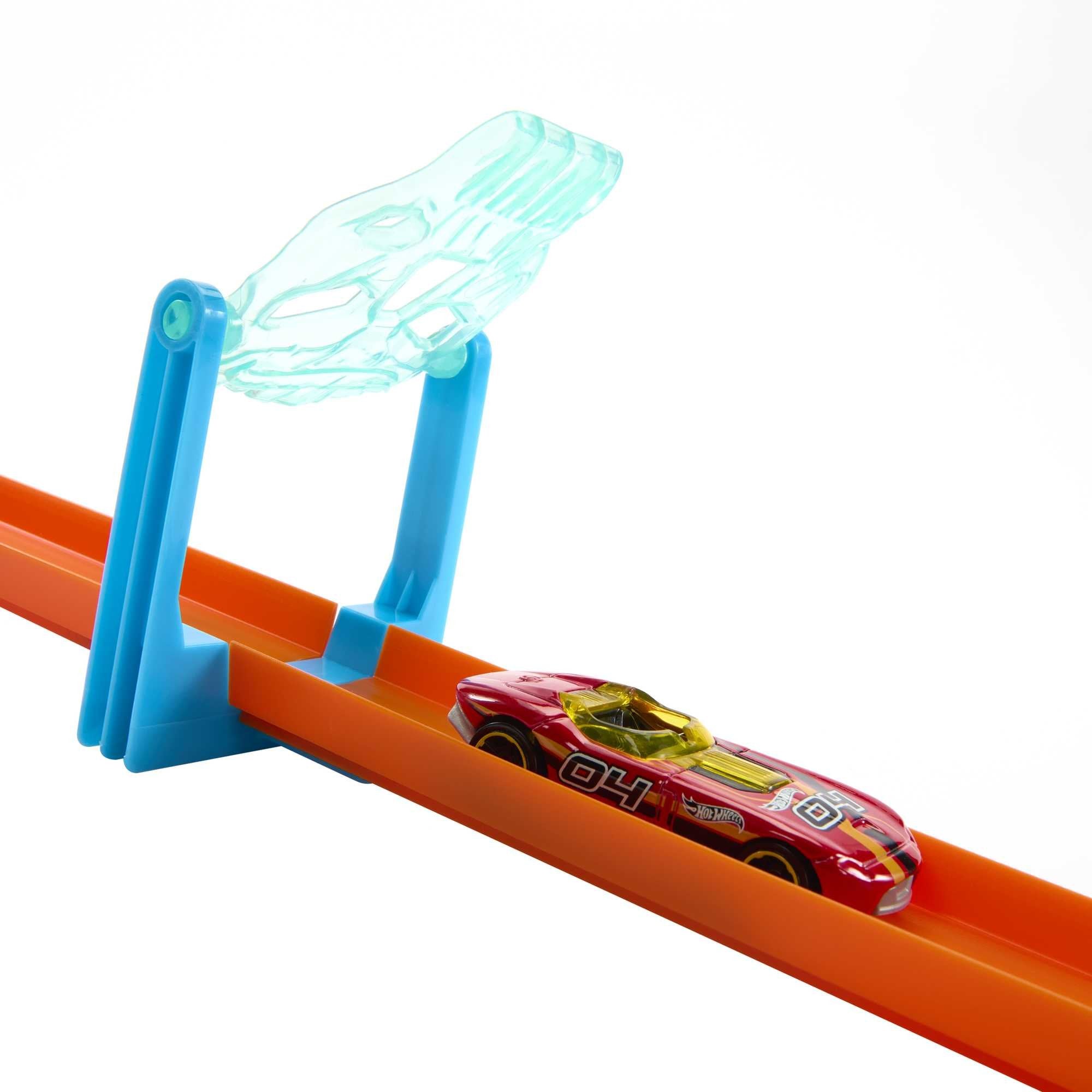 Hot Wheels Track Builder Ice Crash Pack Hkx40