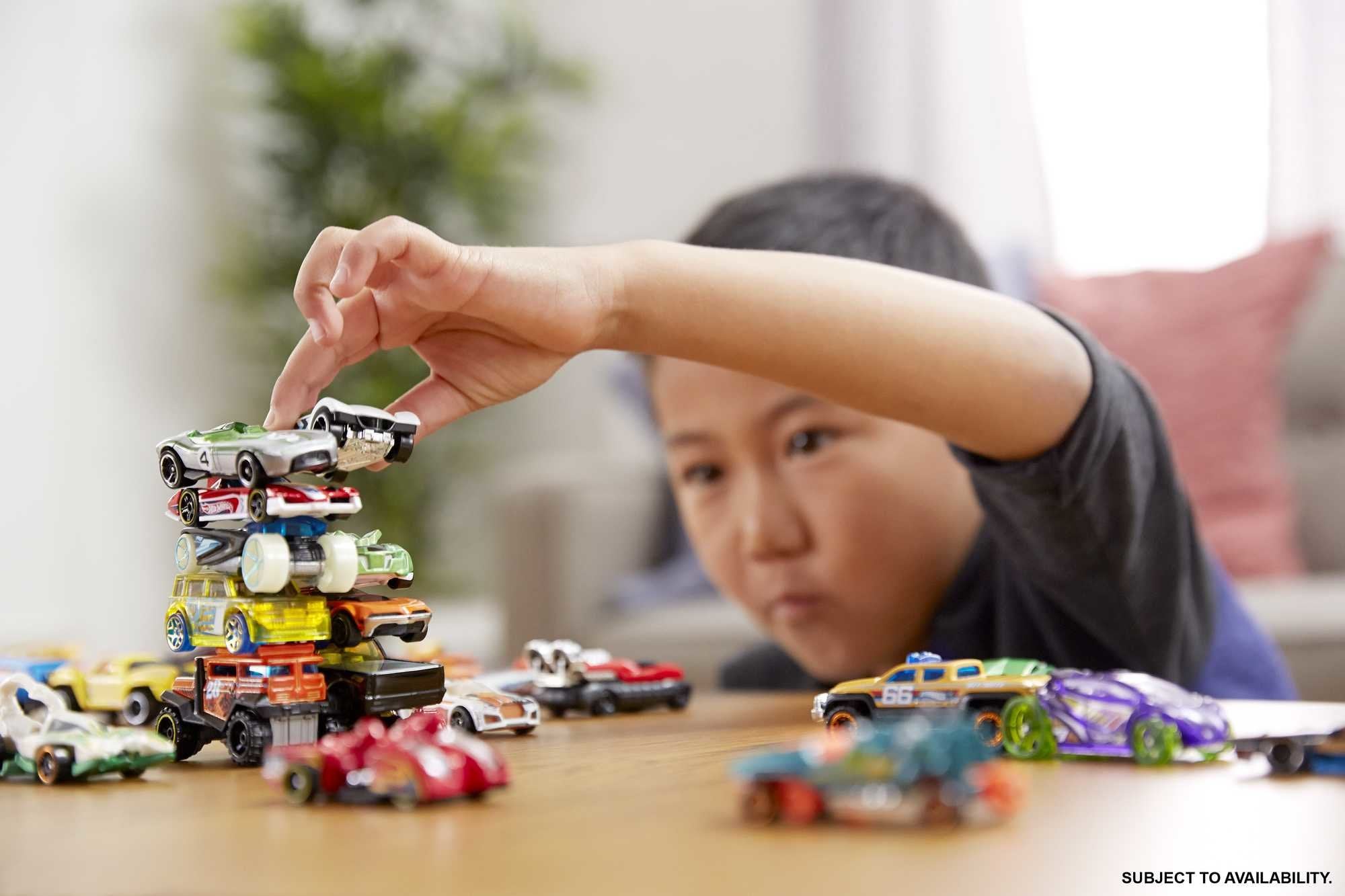 EAN 0027084257373 - Hot Wheels H7045 vehículo de juguete imagen 3