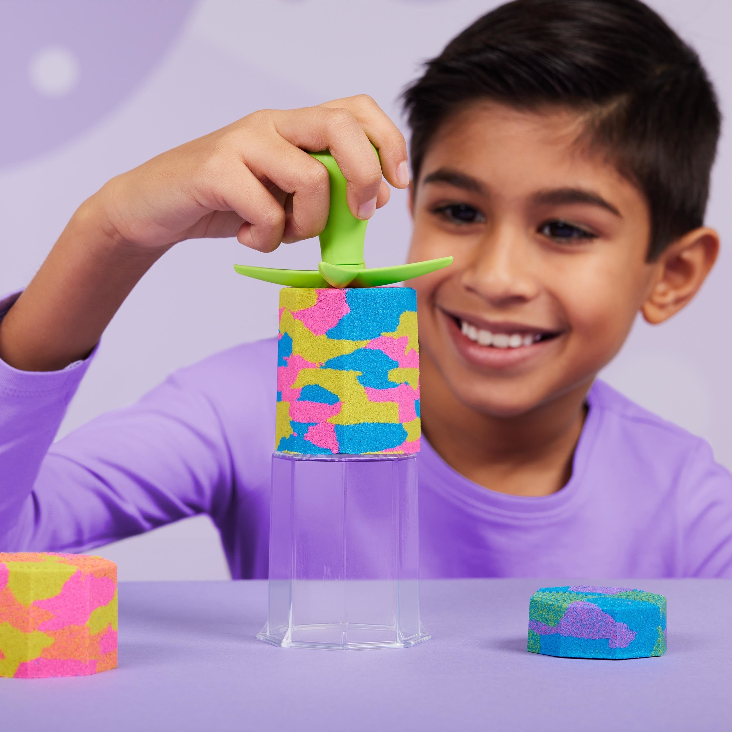 Spin Master Kinetic Sand Squish N Create Set, 6065527