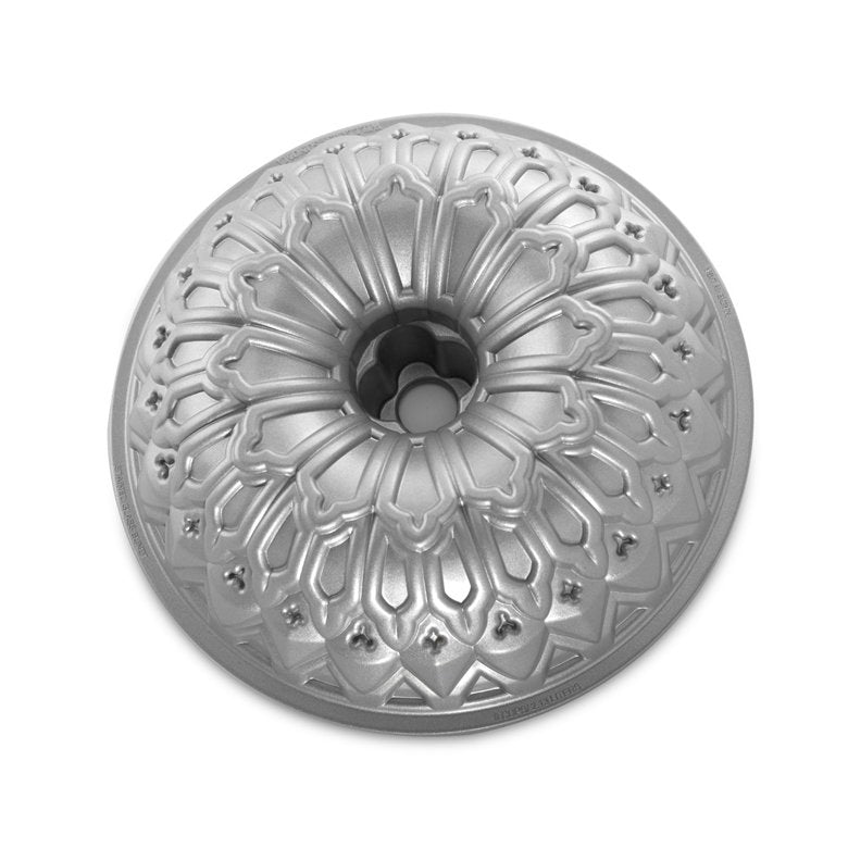 EAN 0011172887375 - Nordic Ware 88737 bandeja de horno Alrededor Aluminio imagen 1