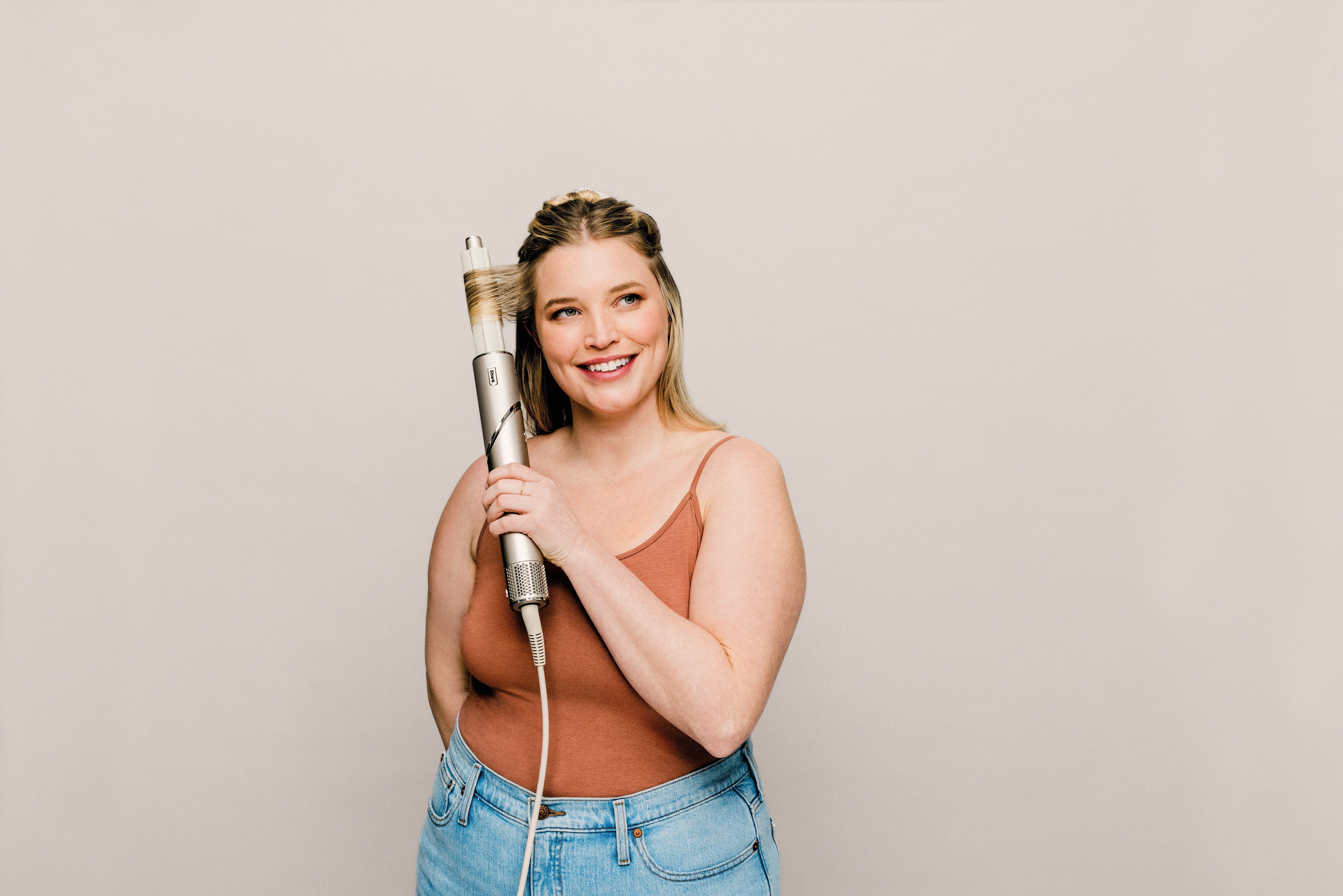 EAN 0622356270595 - Shark HD424SLEU Utensilio de peinado Herramienta de peinado con múltiples accesorios Caliente Champán 140 imagen 50