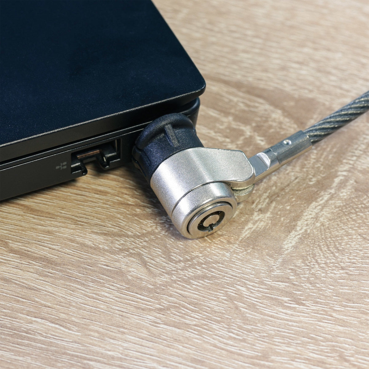 Candado De Seguridad Para Portátiles Inline Con Llave De 4,4 Mm X 2 M