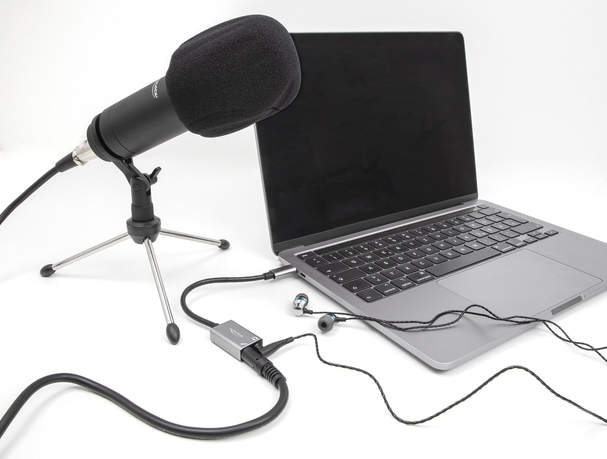 Delock Externe Usb Soundkarte Mit Type-C Stecker Auf 2 X 3.5mm Klinkenbuchse Plug & Play Audio Adapter