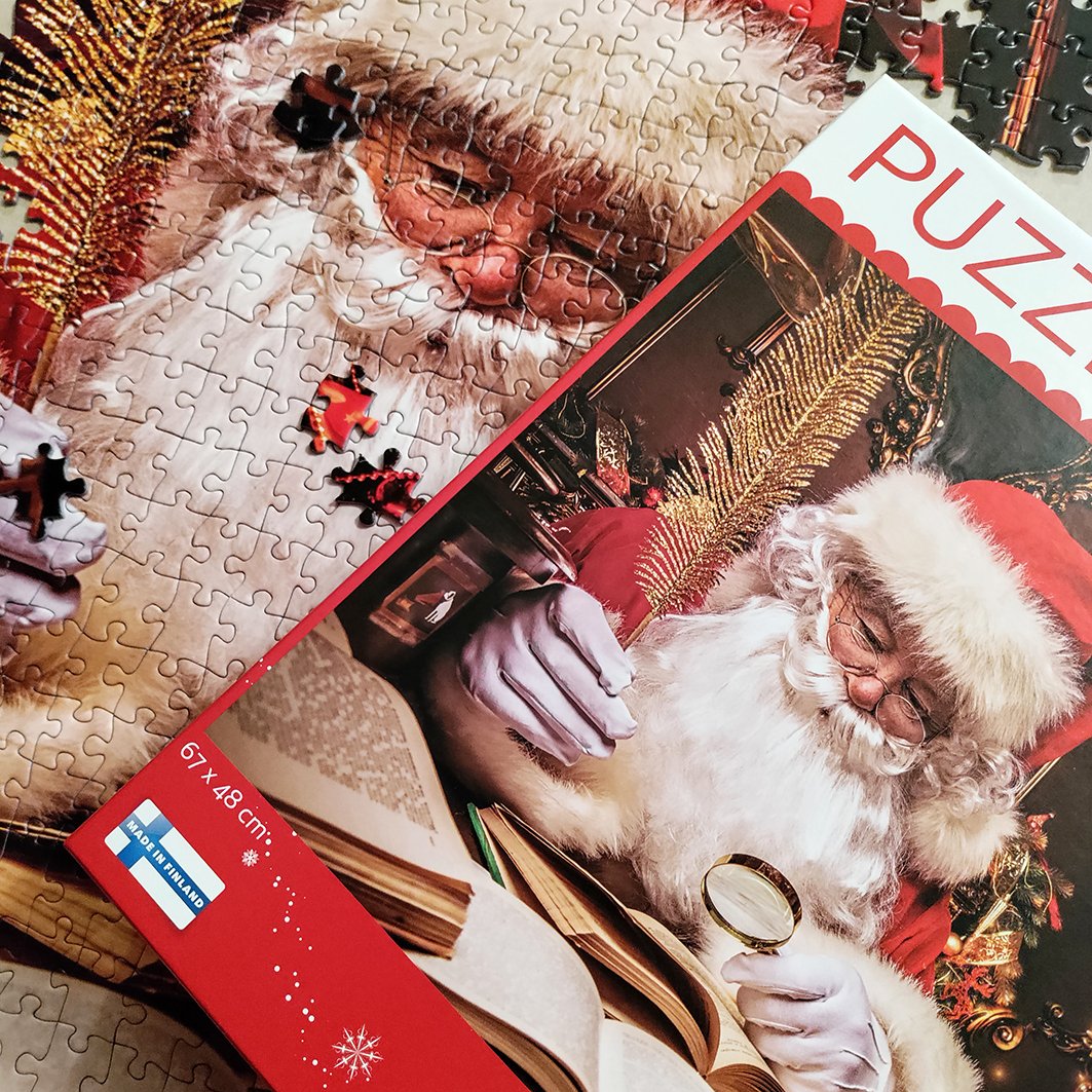 Puzzle 1000 Elementów Swiety Mikolaj W Swoim Domu