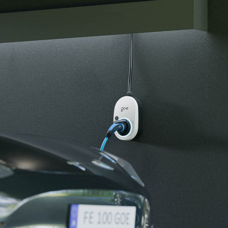 Go-E Charger Gemini, 22 Kw (32a Trifásico), Caja De Pared (Blanco/Negro, Sin Cable) Ch-04-22-51