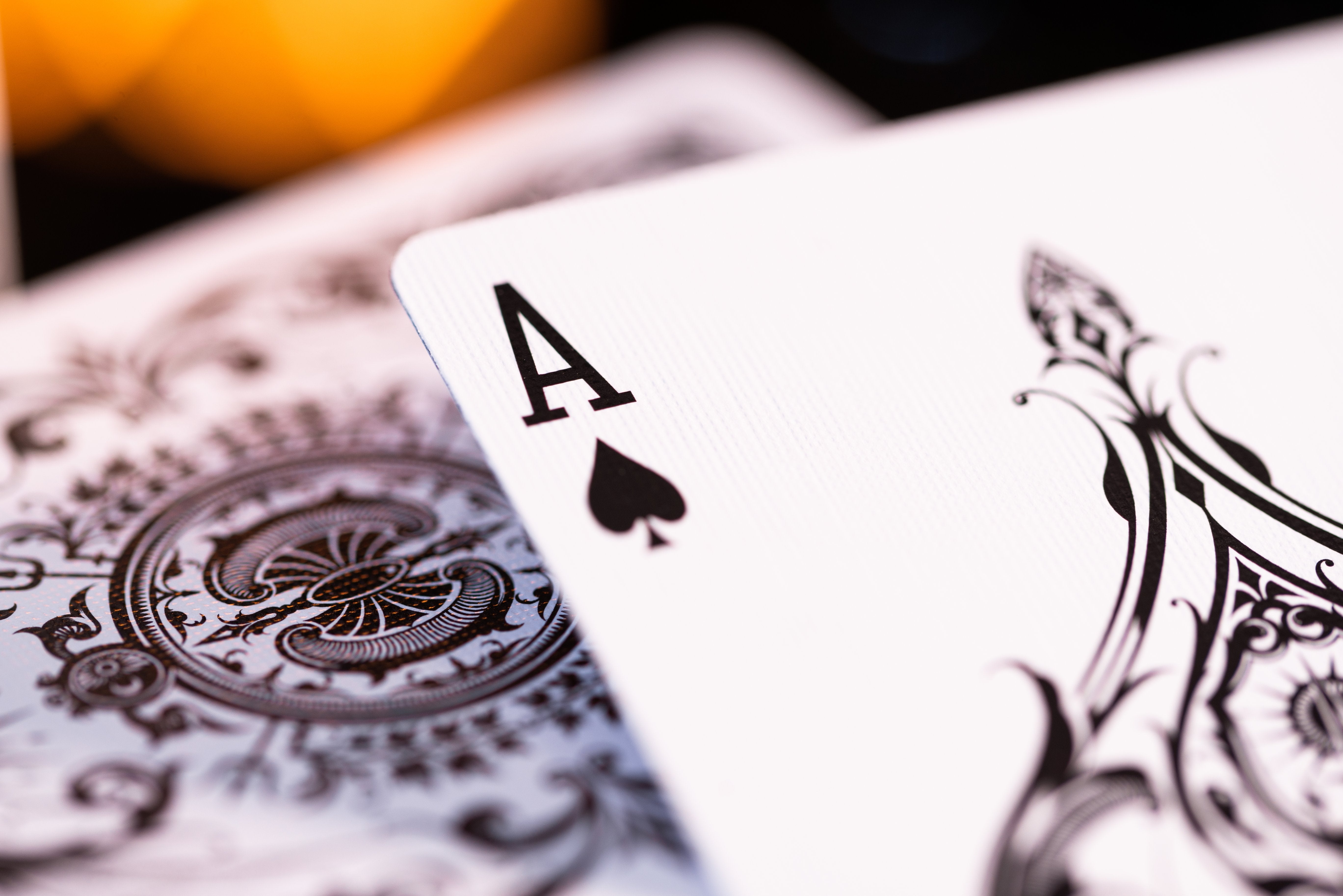 EAN 0073854019825 - Bicycle Archangels juego de cartas 56 pieza(s) imagen 6