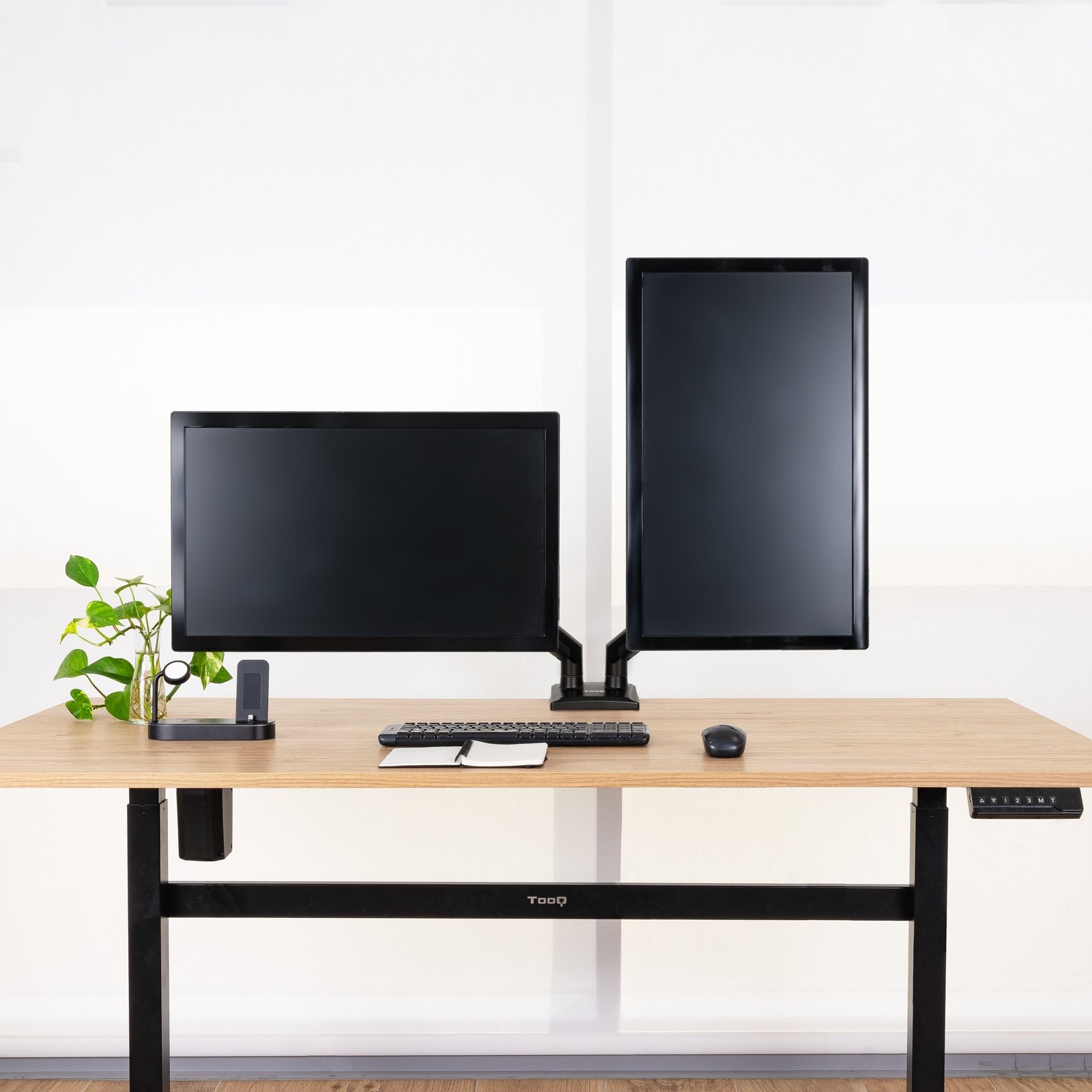 Soporte Mesa Pant. Gira Incli 2 Brazos 13-34 Negro