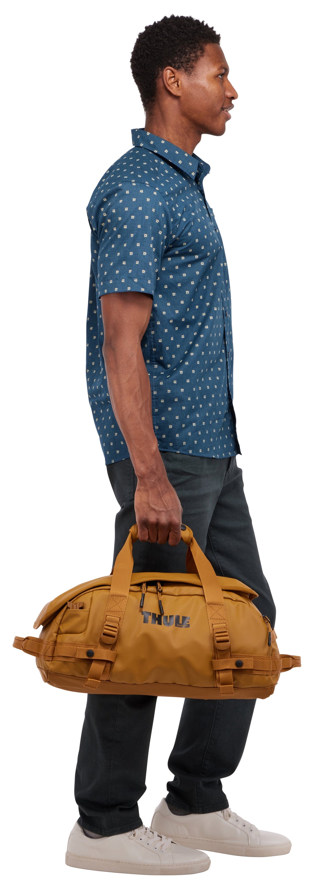 EAN 0085854257503 - Thule Chasm TDSD301 Golden Brown bolso de lona 30 L Poliéster Marrón, Oro imagen 8
