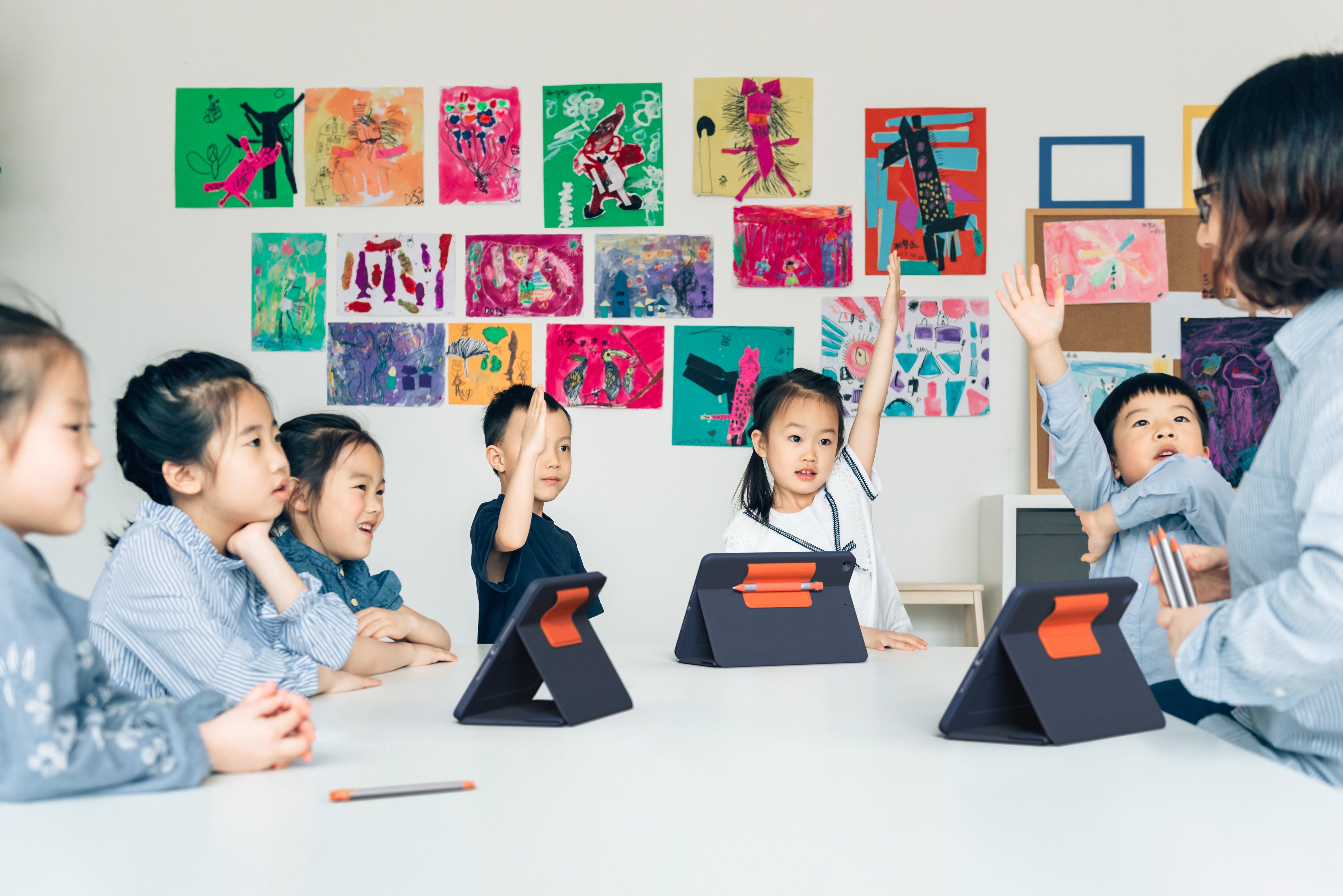 EAN 5099206089792 - Logitech 920-009658 teclado para móvil QWERTY Inglés del Reino Unido Smart Connector Azul imagen 7