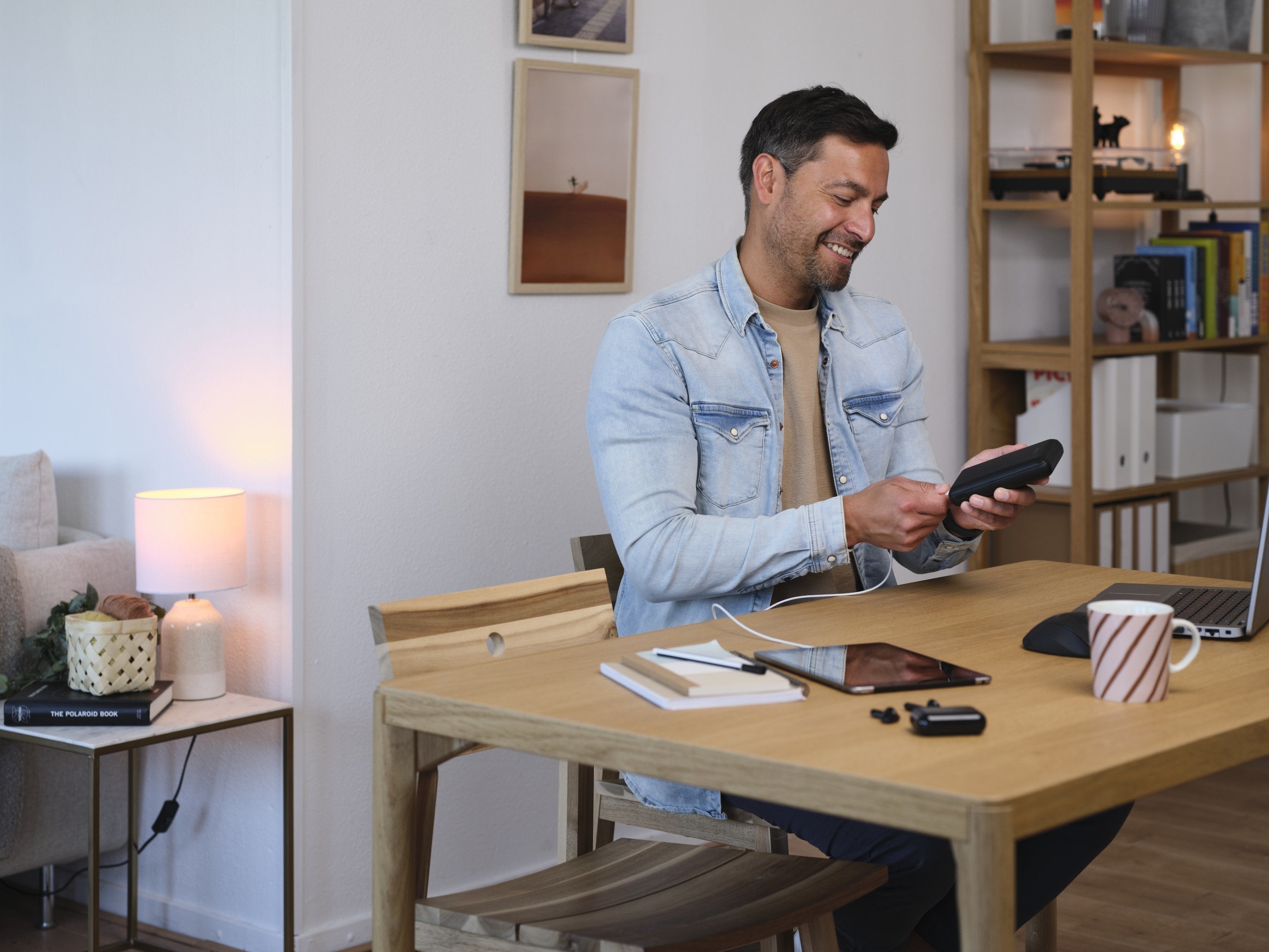 Powerbank Universal Trust 24880 Redoh 20000mah Color Negro 18w Carga Rapida 2xusb-C 1xusb-A