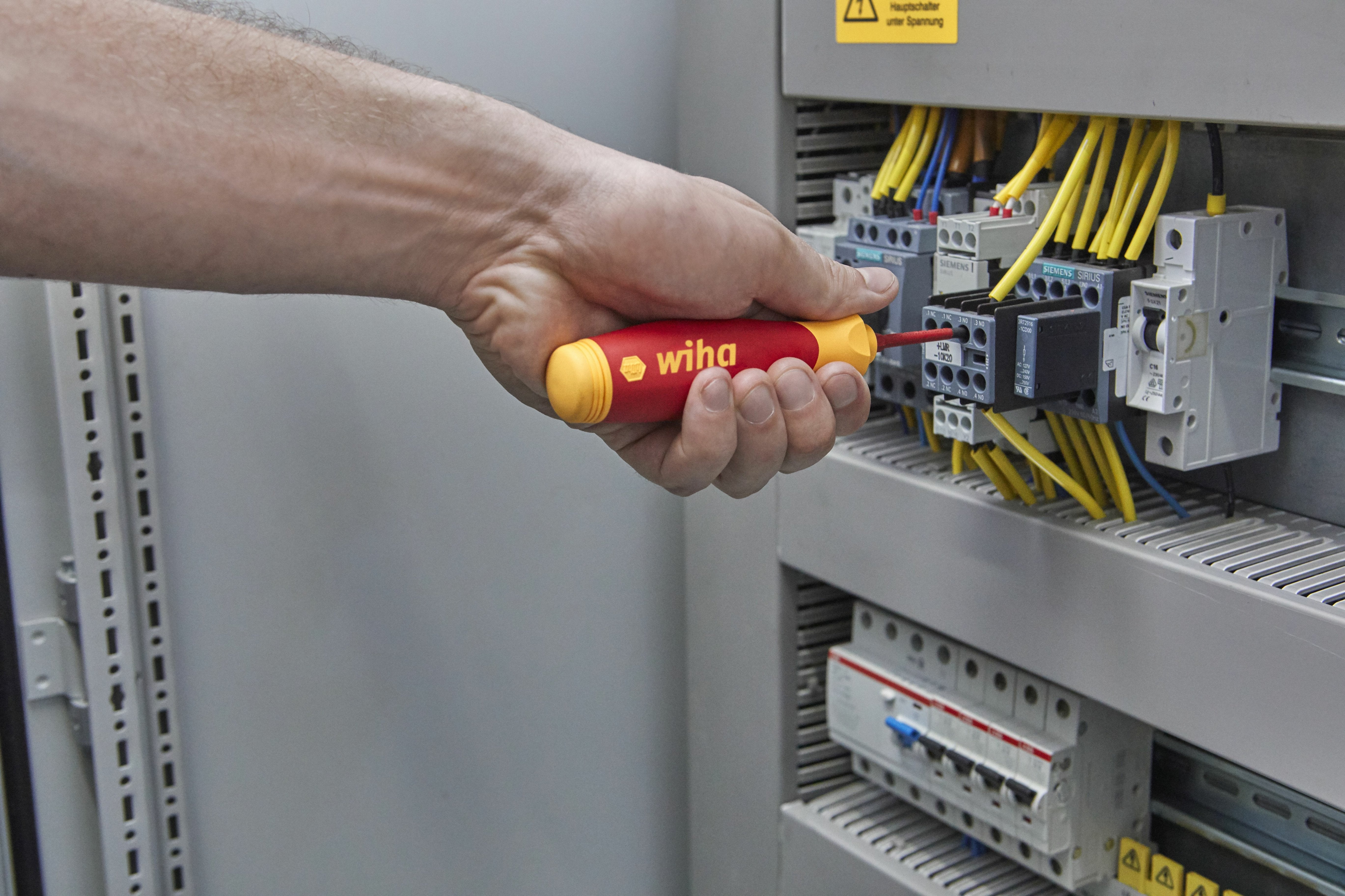 Wiha Destornillador Con Cargador De Puntas Pocketmax Eléctrico Sb283109040