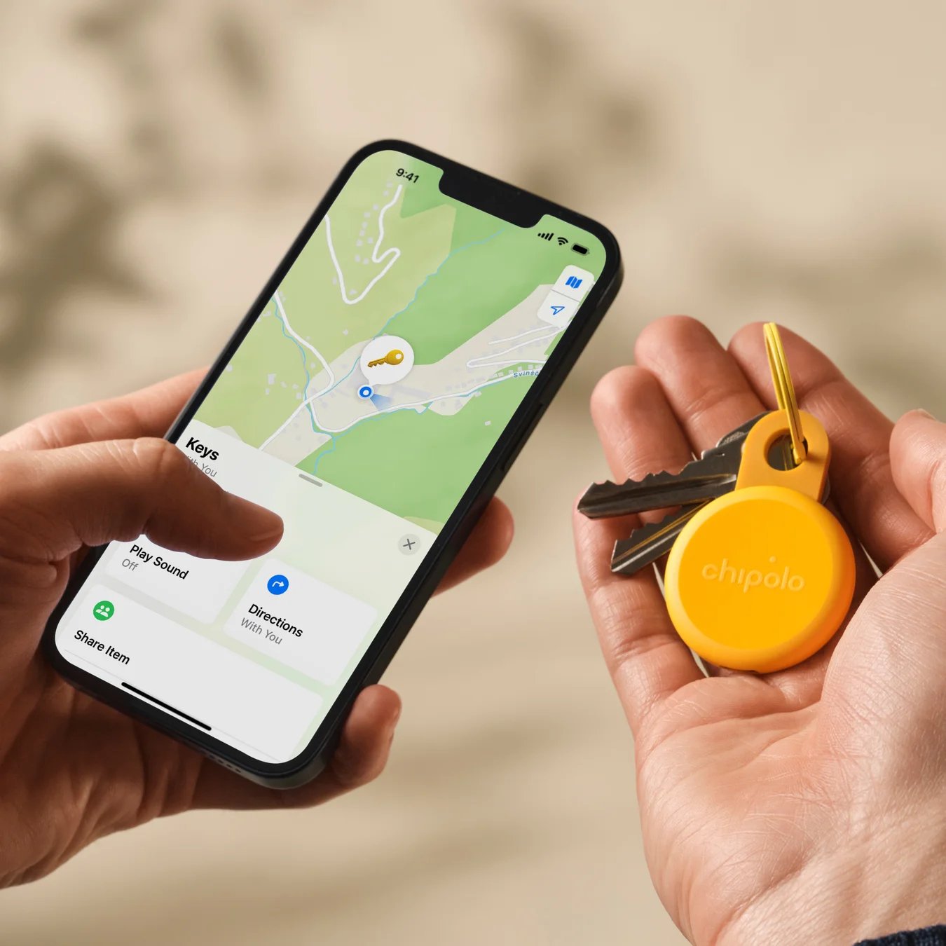 Chipolo Loop  Rechargeable Tracking Tag Compatible With Apple Find My On Iphone  (Honey)