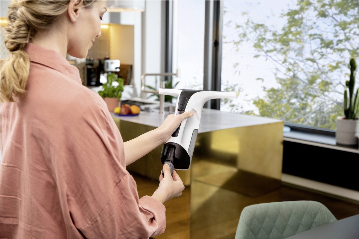 EAN 4066529064455 - Kärcher WV 4-4 Plus limpiador eléctrico ventana 0,15 L Negro, Blanco, Amarillo imagen 5