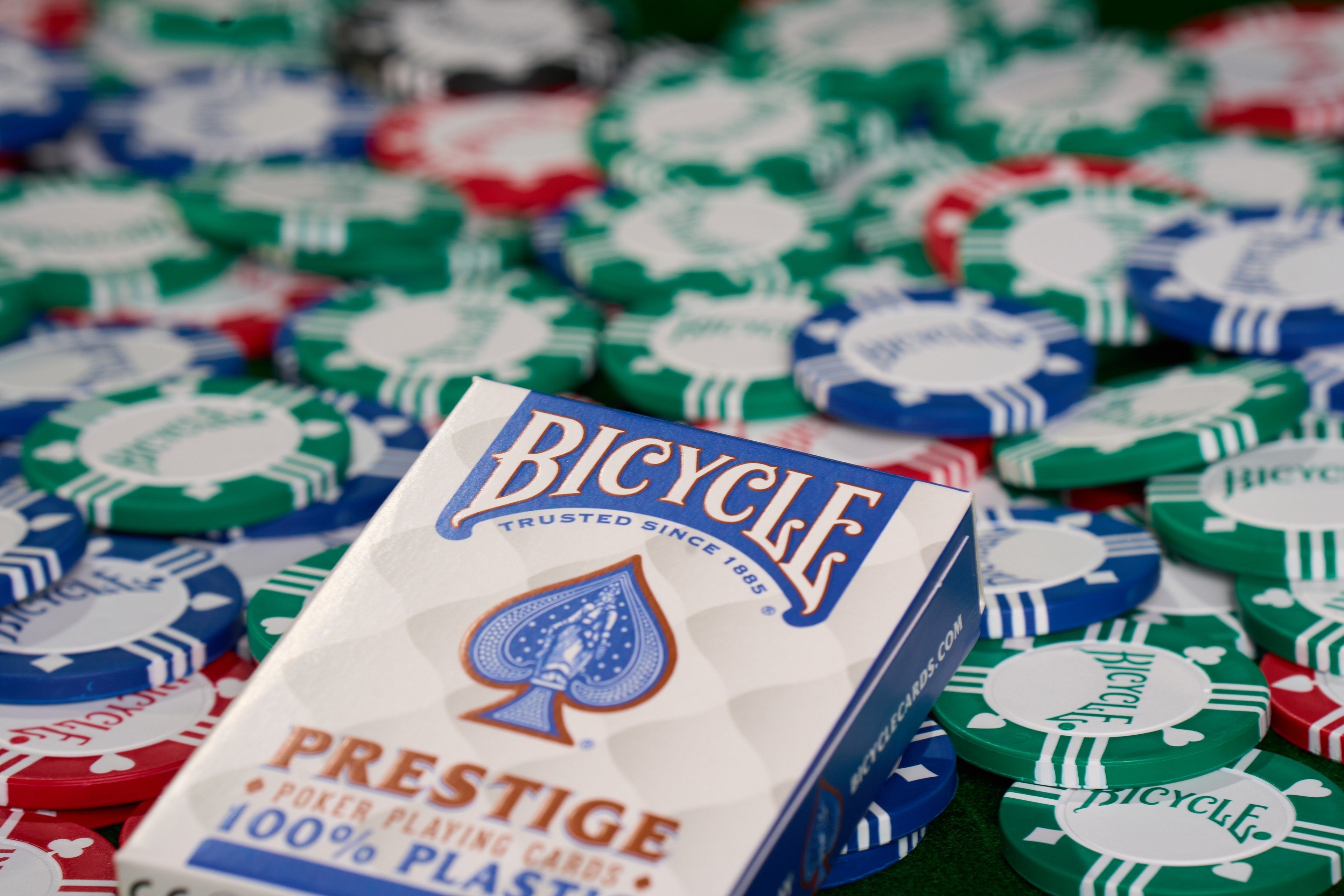 EAN 0073854010716 - Bicycle 8G CLAY CHIPS (100 pcs) Fichas de póquer imagen 5