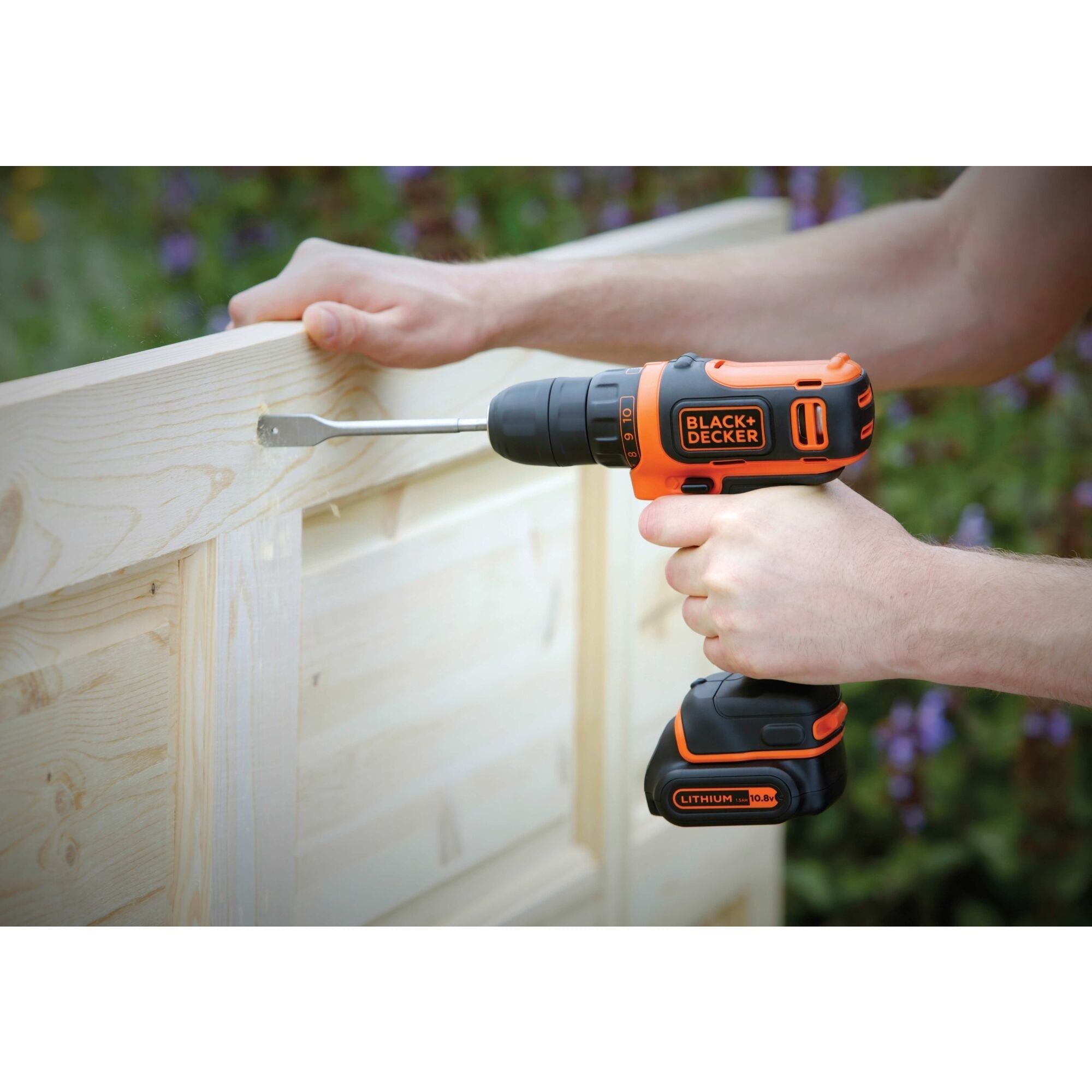 Taladro Atornillador Inalámbrico Black+Decker Bdcdd12, 10,8 Voltios (Negro/Naranja, Batería De Iones De Litio De 1,5 Ah)  Bdcdd12-Qw