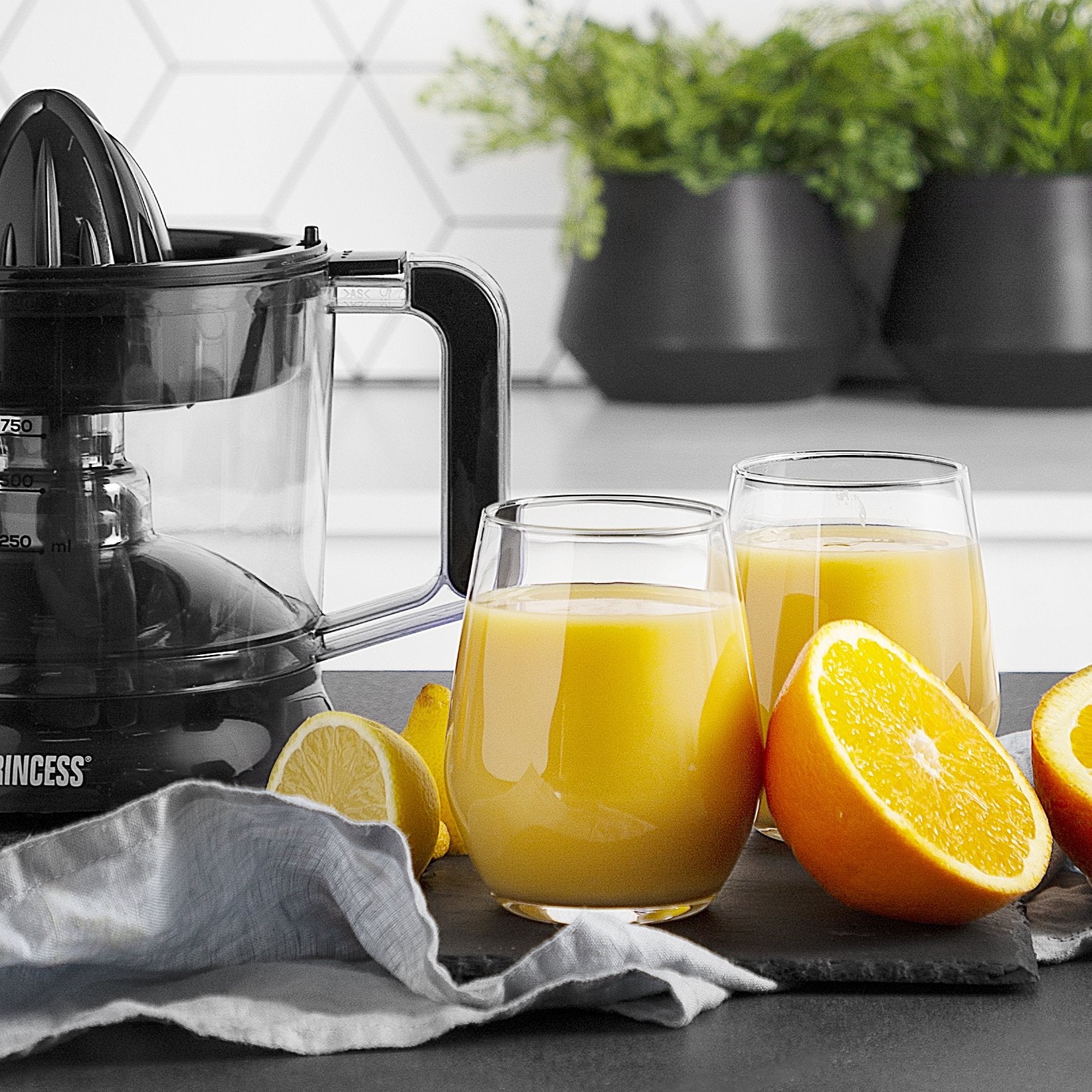 Exprimidor Princess 201004 25w Capacidad 1l