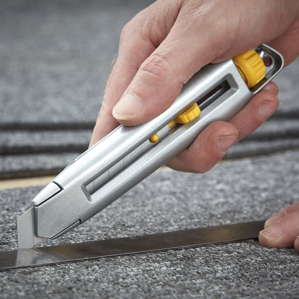 EAN 3253560100186 - Stanley 0-10-018 cúter Negro Cúter de cuchillas intercambiables imagen 5