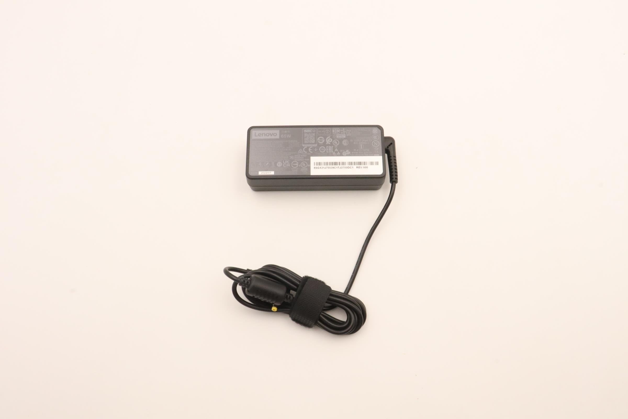 EAN 5715063083048 - Lenovo 5A11H02883 adaptador e inversor de corriente Interior 65 W Negro imagen 1