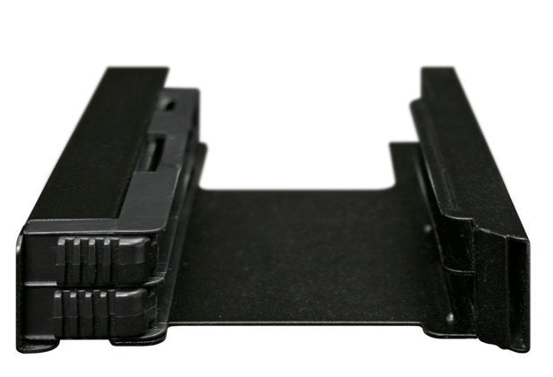 EAN 0884826001638 - Icy Dock MB082SP base de conexión para disco duro Negro imagen 5