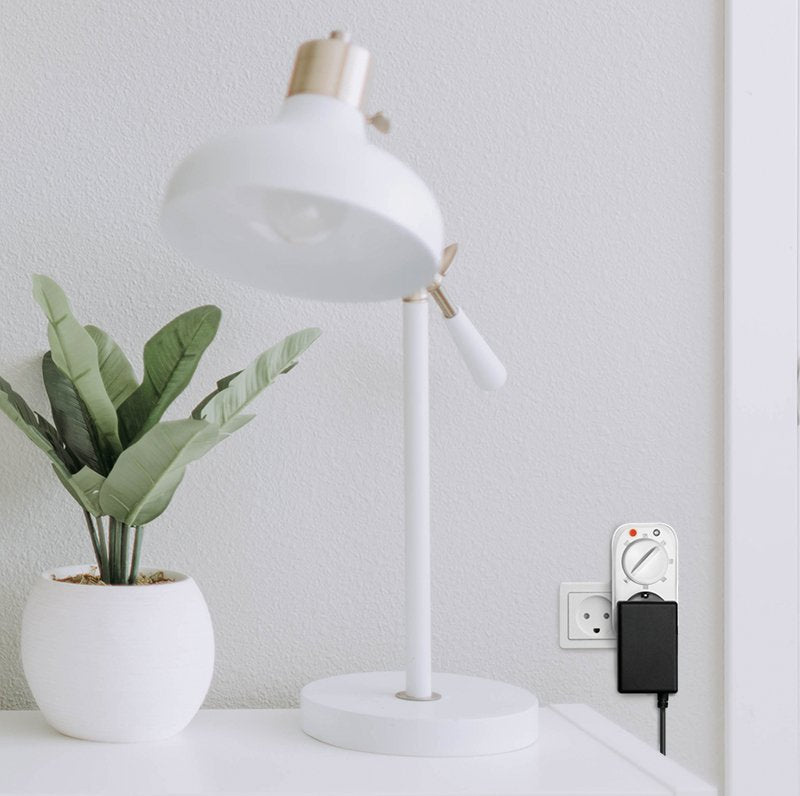 Logilink Enchufe Con Temporizador  Con Sensor Crepúsculo, Blanco