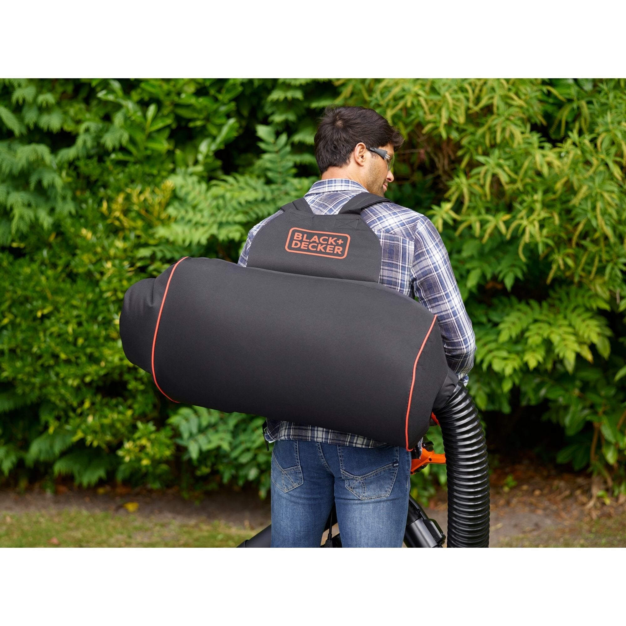 Aspirador Soplador Y Triturador Mochila 3000w Black+Decker