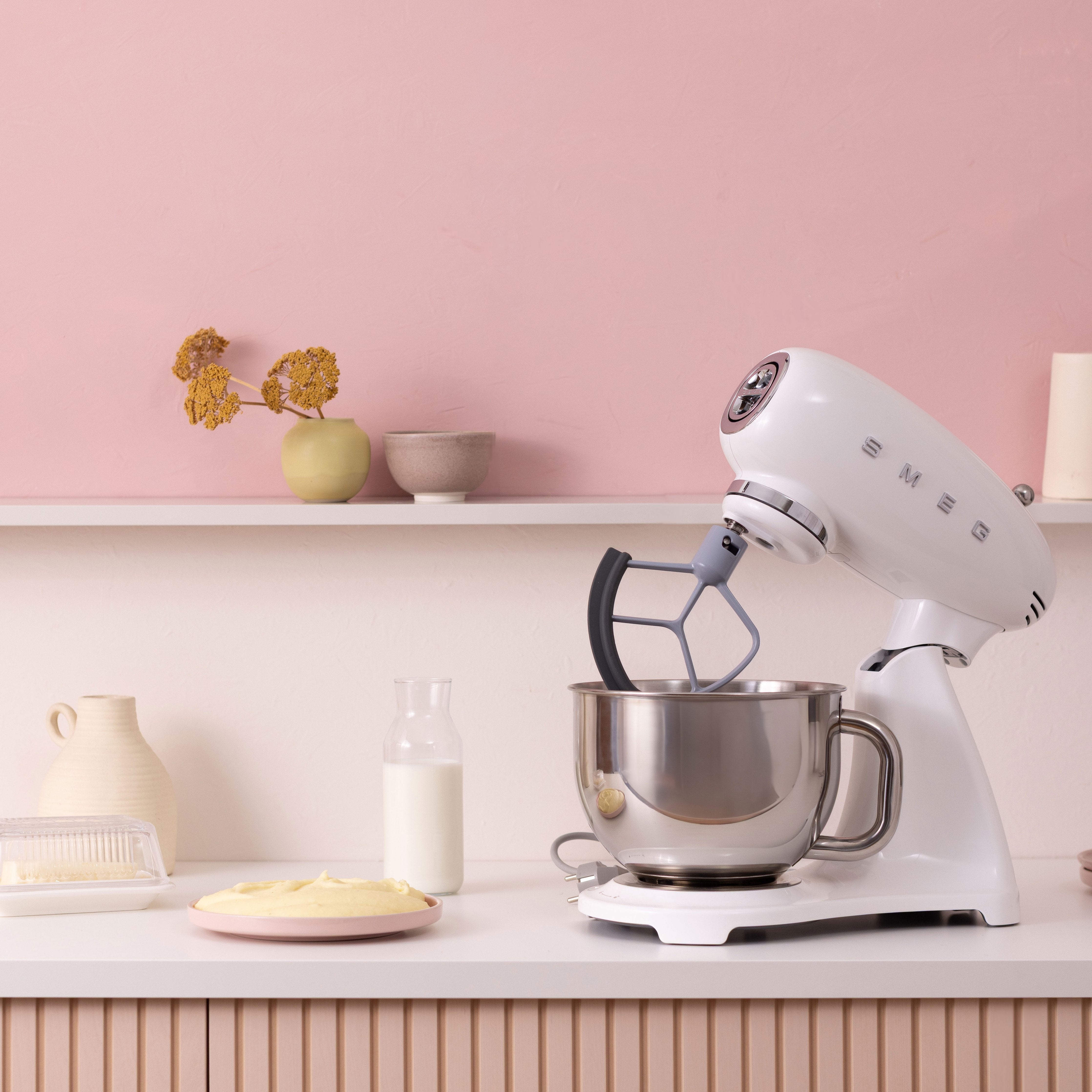 Smeg Kitchen Robot 50´Style White Smf05wheu