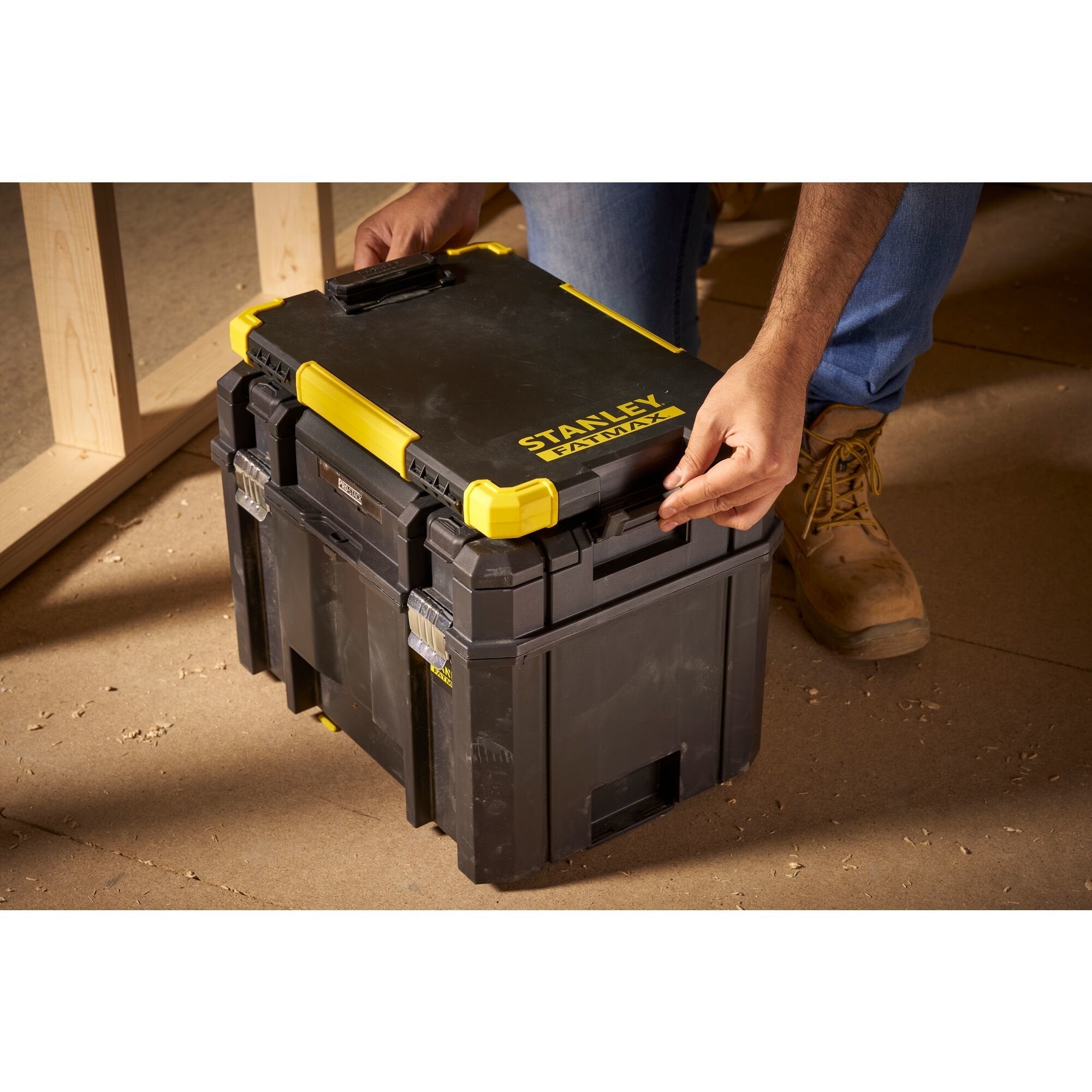 EAN 3253561827211 - Stanley FATMAX FMST82721-1 portapapel Negro, Amarillo imagen 10