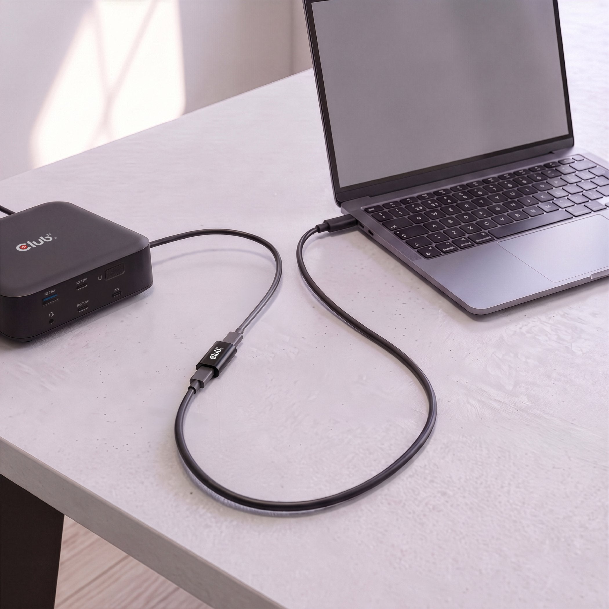 Club3d Adapter Usb-C > Usb-C 40gbps 240w 8k@60hz H/H Retail