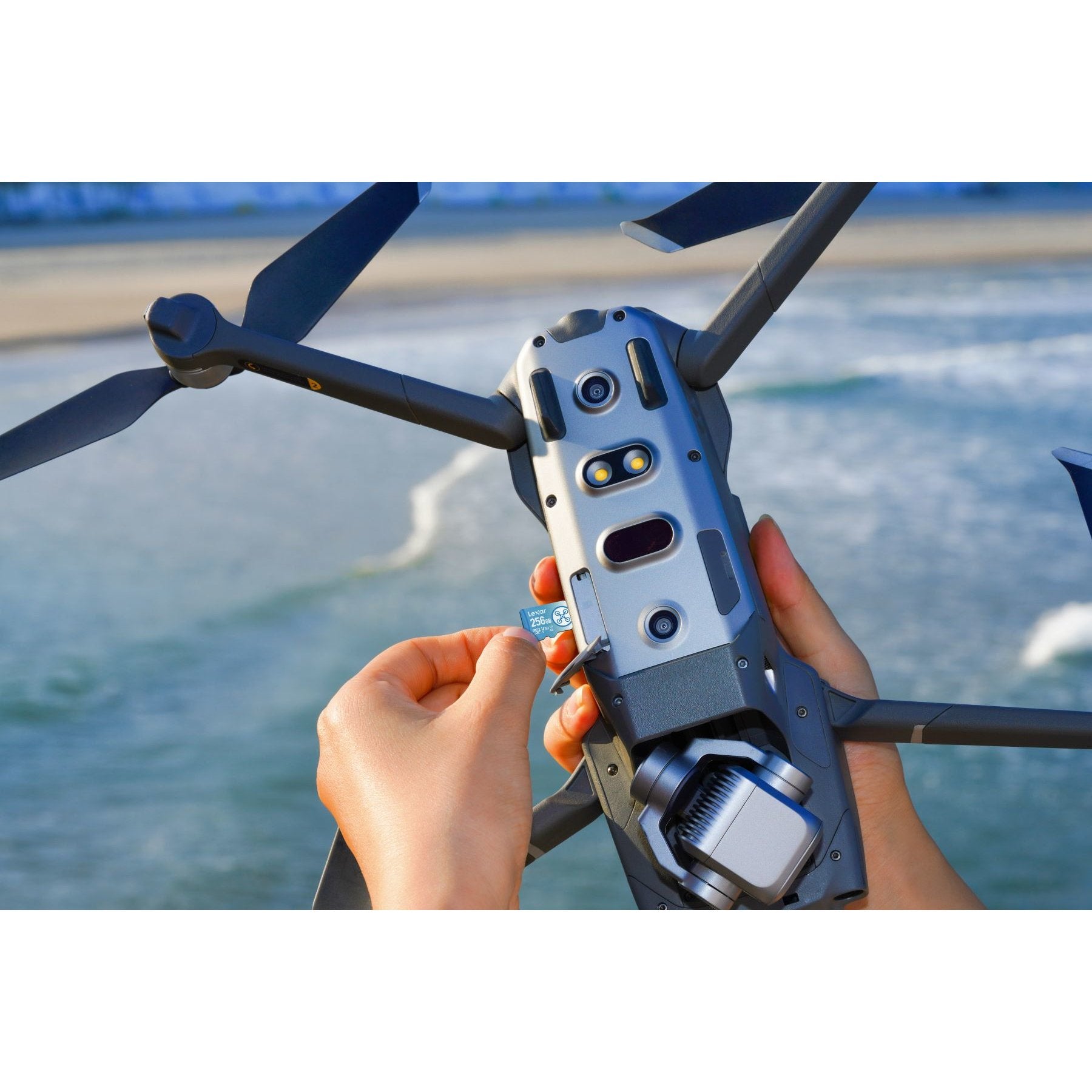 EAN 0843367128174 - Lexar FLY microSDXC UHS-I card 64 GB Clase 10 imagen 4