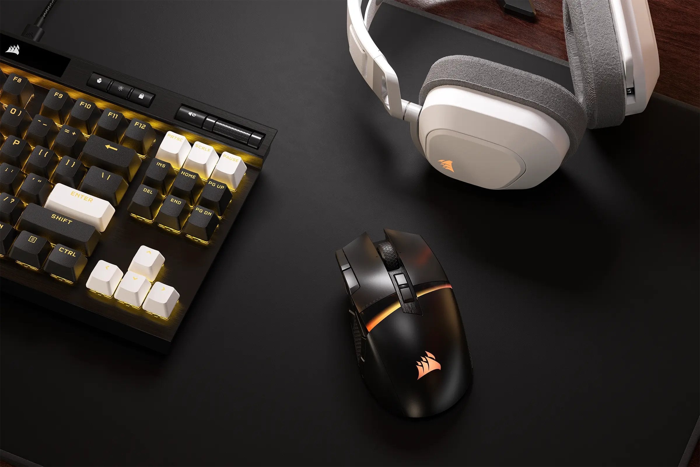 EAN 0840006649472 - Corsair CH-931A011-EU ratón Juego mano derecha RF Wireless + Bluetooth Óptico 26000 DPI imagen 8