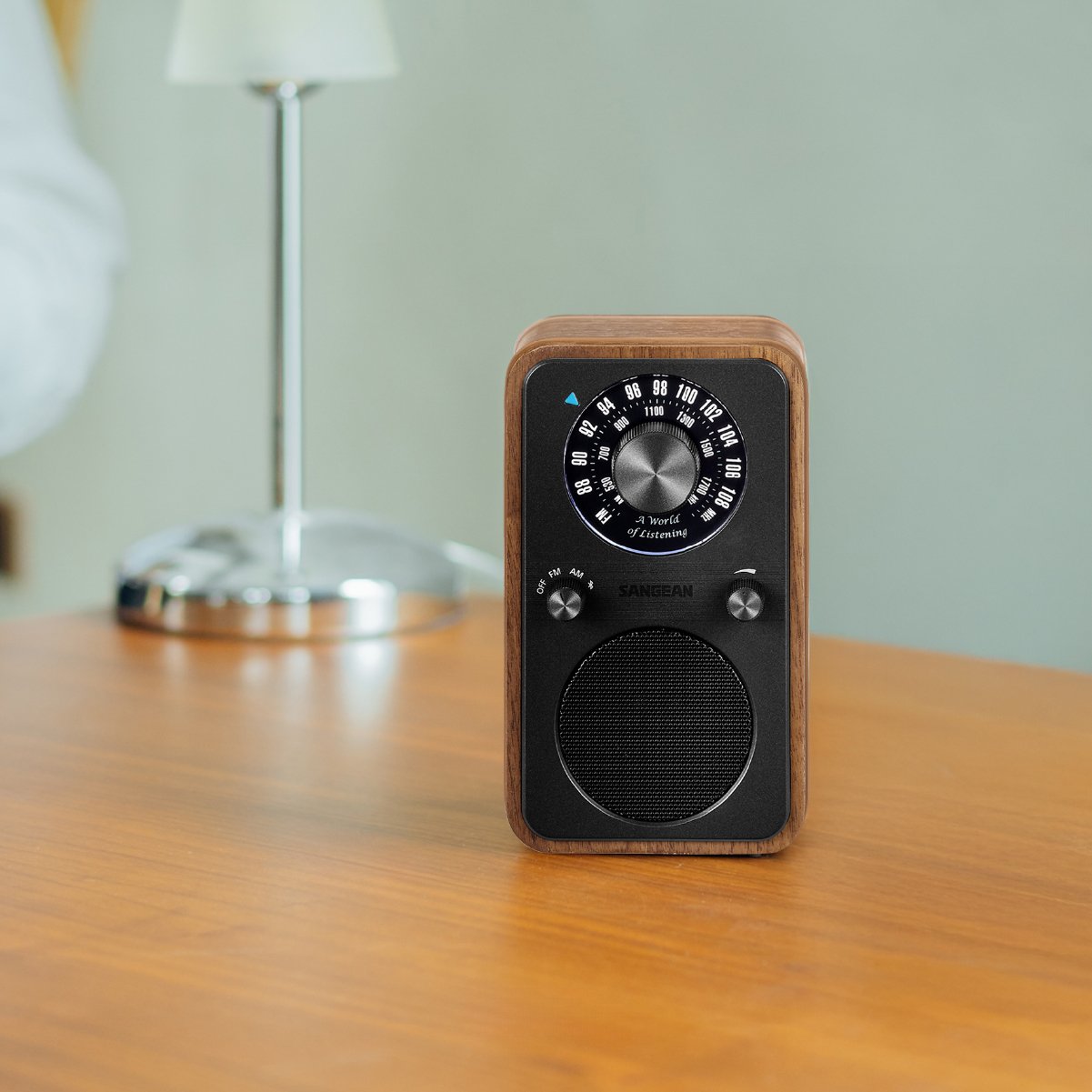 Sangean Wr-9 Nogal Vintage Radio Analógica De Madera Con Am Fm Bluetooth