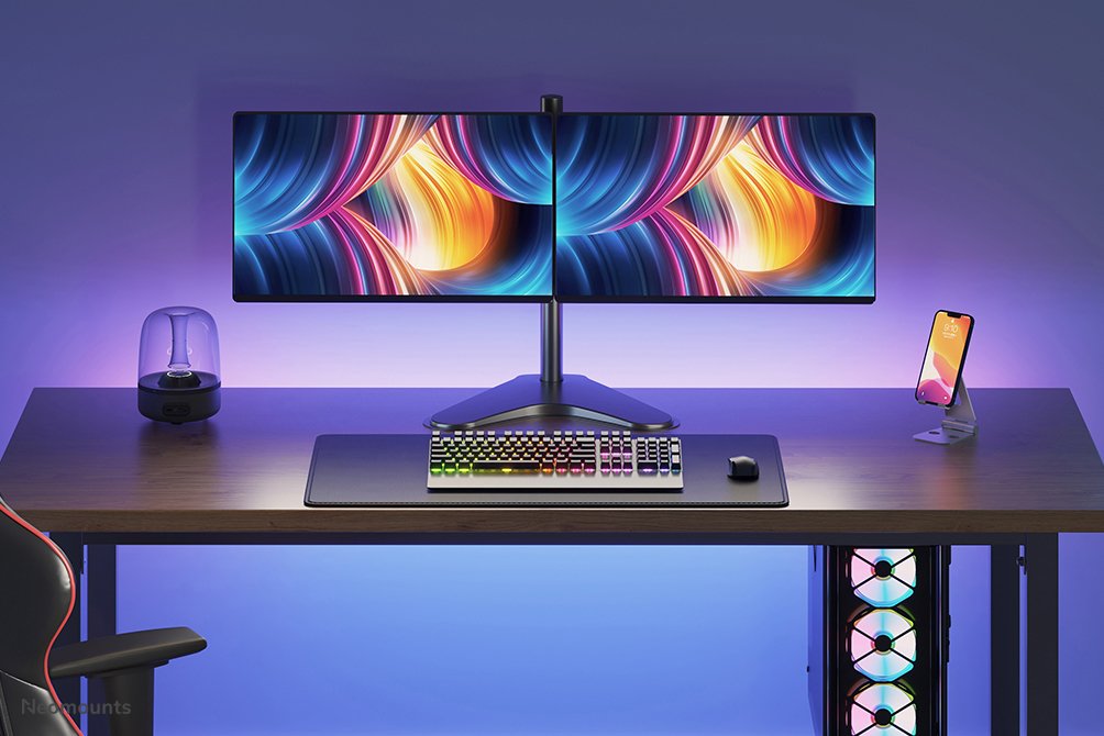 Newstar  Negro Fpma-D550ddblack El Fpma-D550ddblack Es Un Soporte De Escritorio Con 3 Puntos De Giro Para 2 Pantallas Lcd/Led/Tft De Hasta 32".