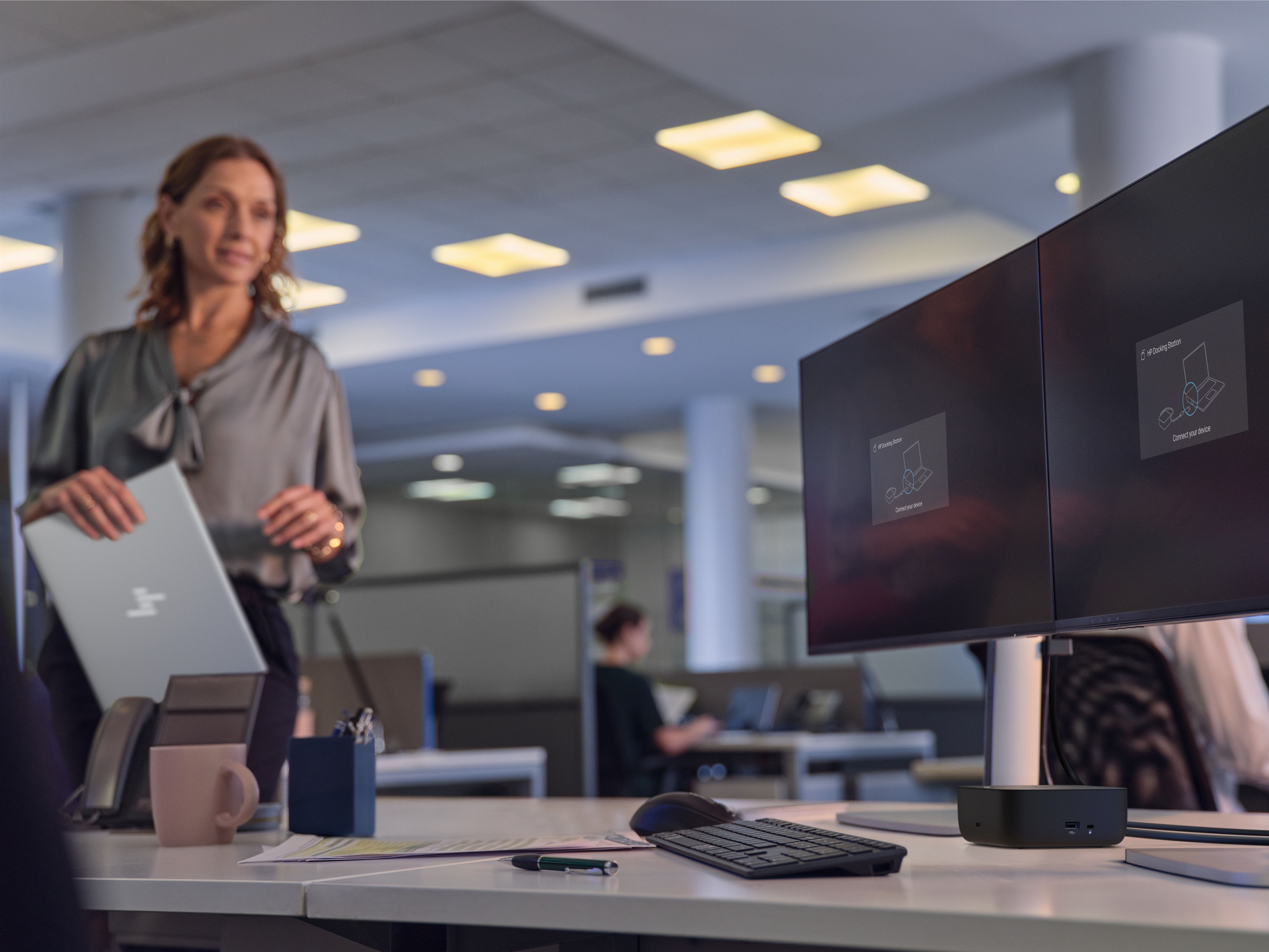 EAN 0198415314048 - HP USB-C 100W G6 Dock Alámbrico USB 3.2 Gen 2 (3.1 Gen 2) Type-C Negro imagen 9