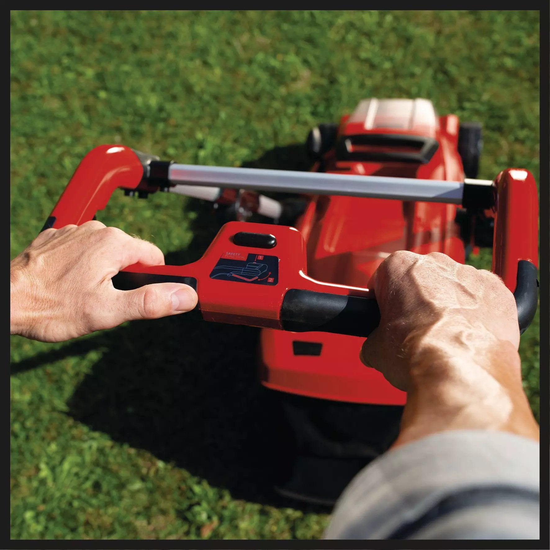 EAN 4006825635898 - Einhell GE-CM 36/37 Li-Solo Cortacésped manual Batería Negro, Rojo imagen 4