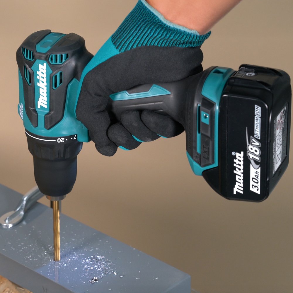 EAN 0197050009845 - Makita DDF490Z taladro 1900 RPM Sin llave 1,7 kg Azul, Negro imagen 18