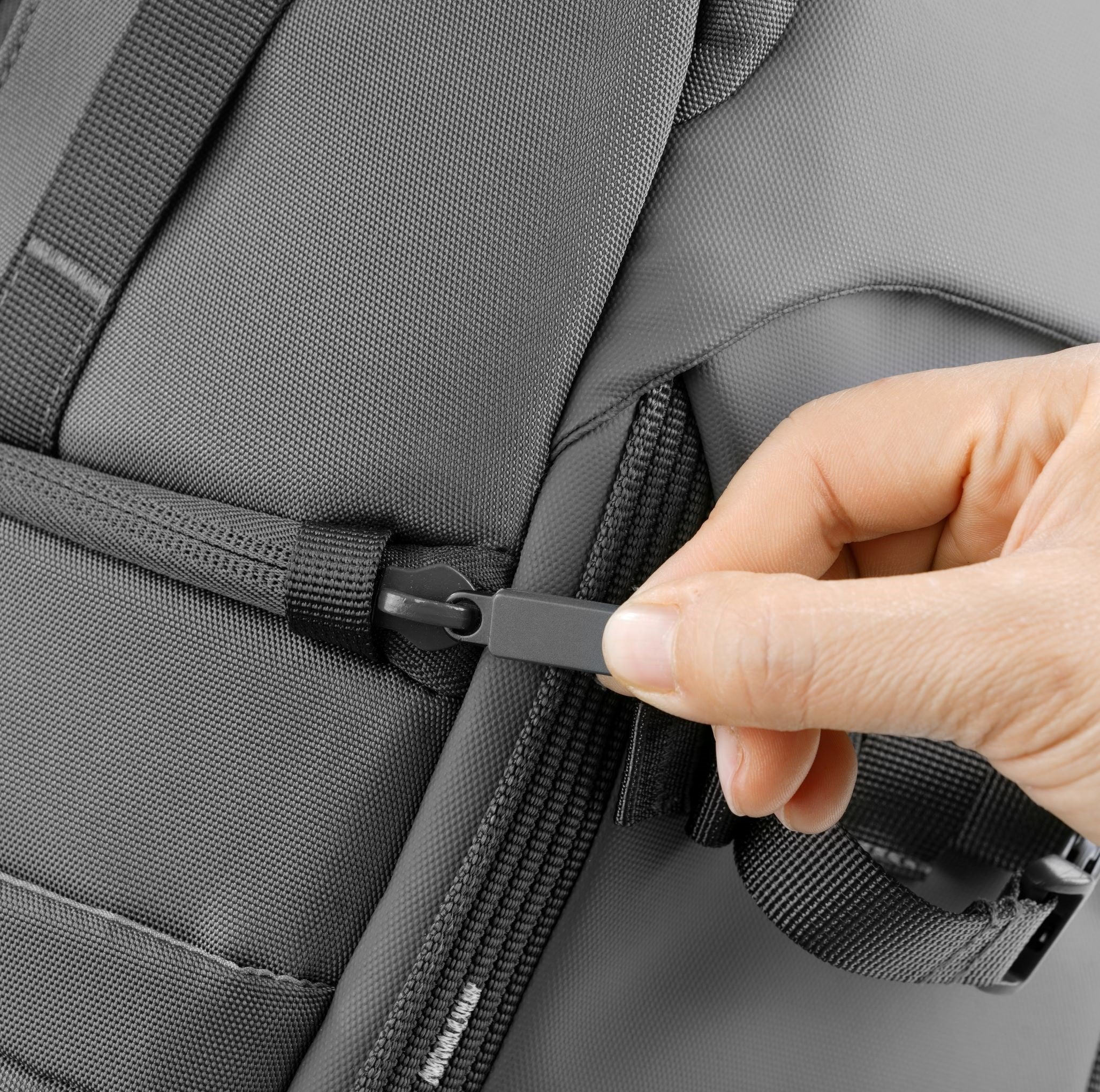 Mochila  Vanguard Veo Adaptor R48 Bk  Negro
