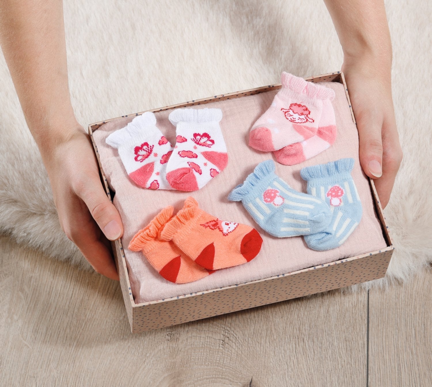 Pack De 2 Calcetines Zapf Creation Baby Annabell®, Accesorios Para Muñecas (Artículo Surtido, 43 Cm, Dos Pares) 709627