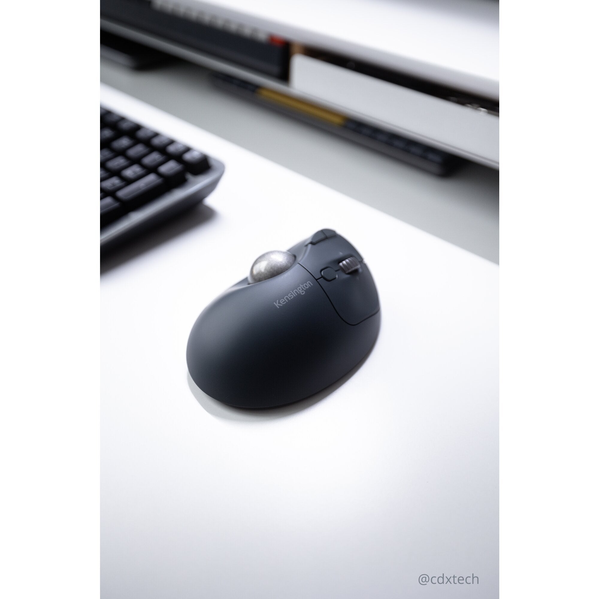 EAN 0085896721963 - Kensington Pro Fit Ergo TB550 ratón mano derecha RF Wireless + Bluetooth imagen 23