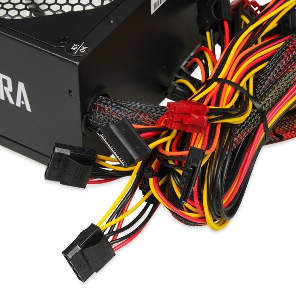 EAN 5901443056294 - iBox Aurora unidad de fuente de alimentación 700 W 20+4 pin ATX ATX Negro imagen 10