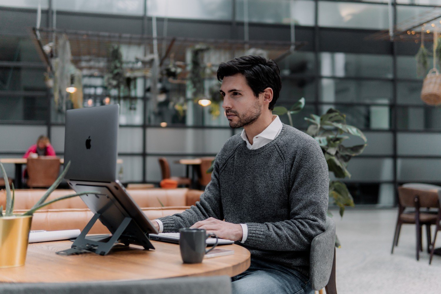 Bakker Elkhuizen Soporte Para Portátil Y Tablet Flextop 170 Gris Oscuro