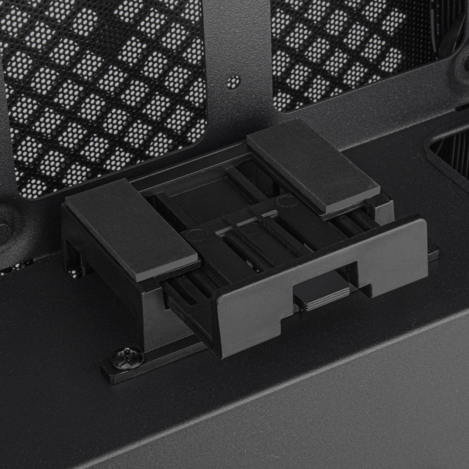 EAN 4710679815794 - Silverstone MILO 12 Mini Tower Negro imagen 13