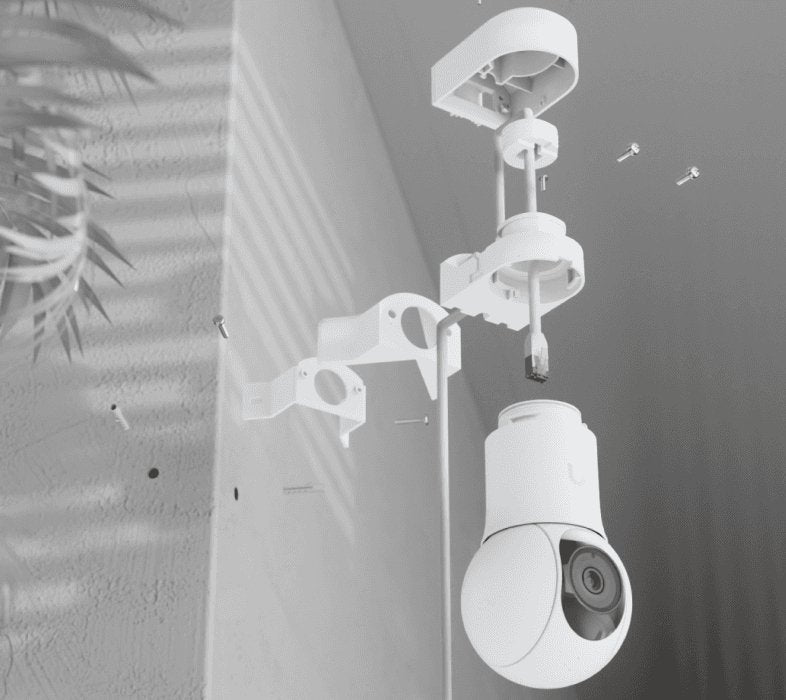 Ubiquiti Uacc-G5-Ptz-Cm Adaptador De Montaje En Esquina Para Uvc-G5-Ptz. Resistente A La Intemperie