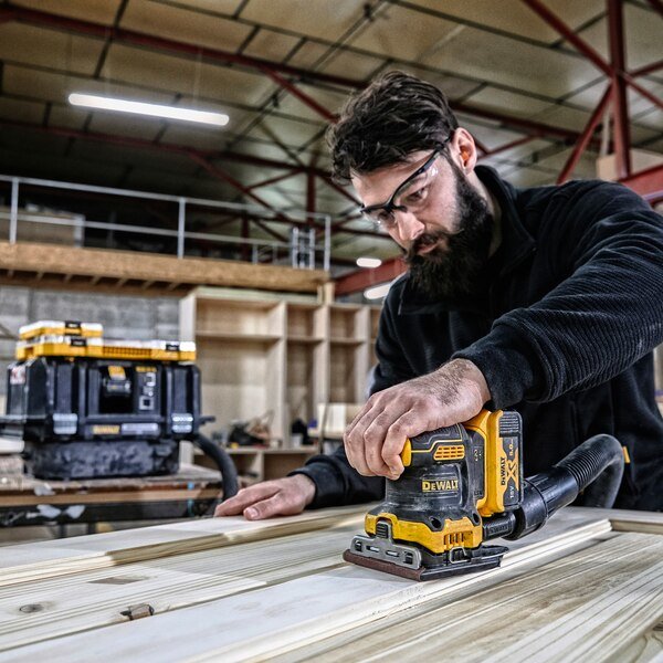 Dewalt Lijadora Vibratoria Inalámbrica Dcw200nt, 18 Voltios, Lijadora Orbital Dcw200nt-Xj