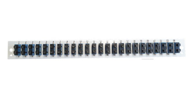 Efb Bestckte Frontblende Mit 24 X Sc Duplex Kupplung Om3 Vertikal, Grau
