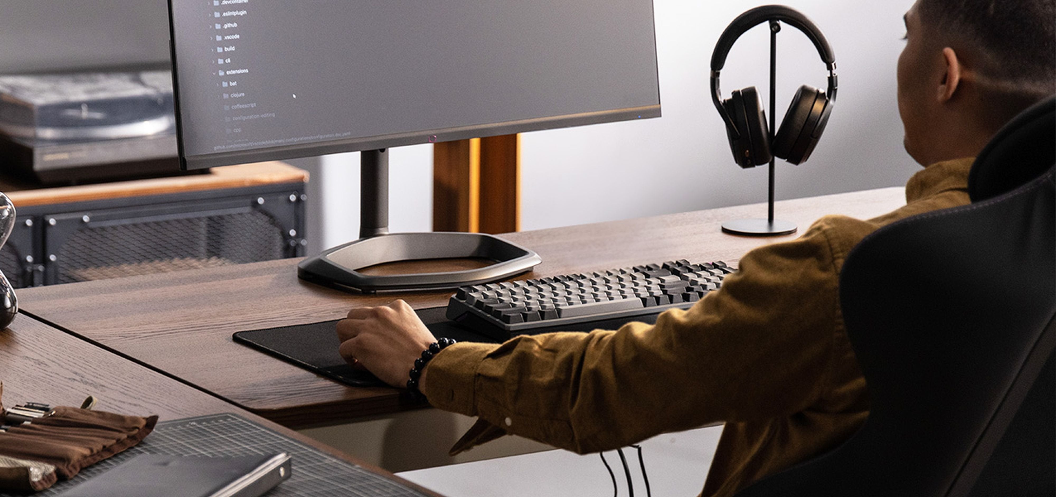 Cooler Master Mk770, Teclado De Juegos Grey/Black, De-Layout, Kailh Box Red V2, Space Grey Mk-770-Gkkr1-De
