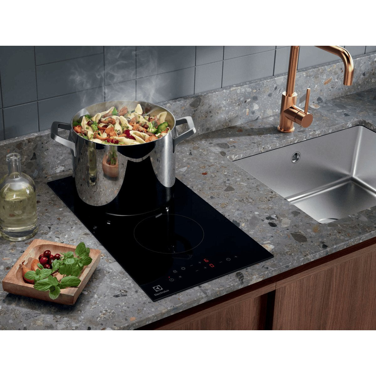 EAN 7332543982851 - Electrolux LHR3233CK Negro Integrado 29 cm Cerámico 2 zona(s) imagen 6