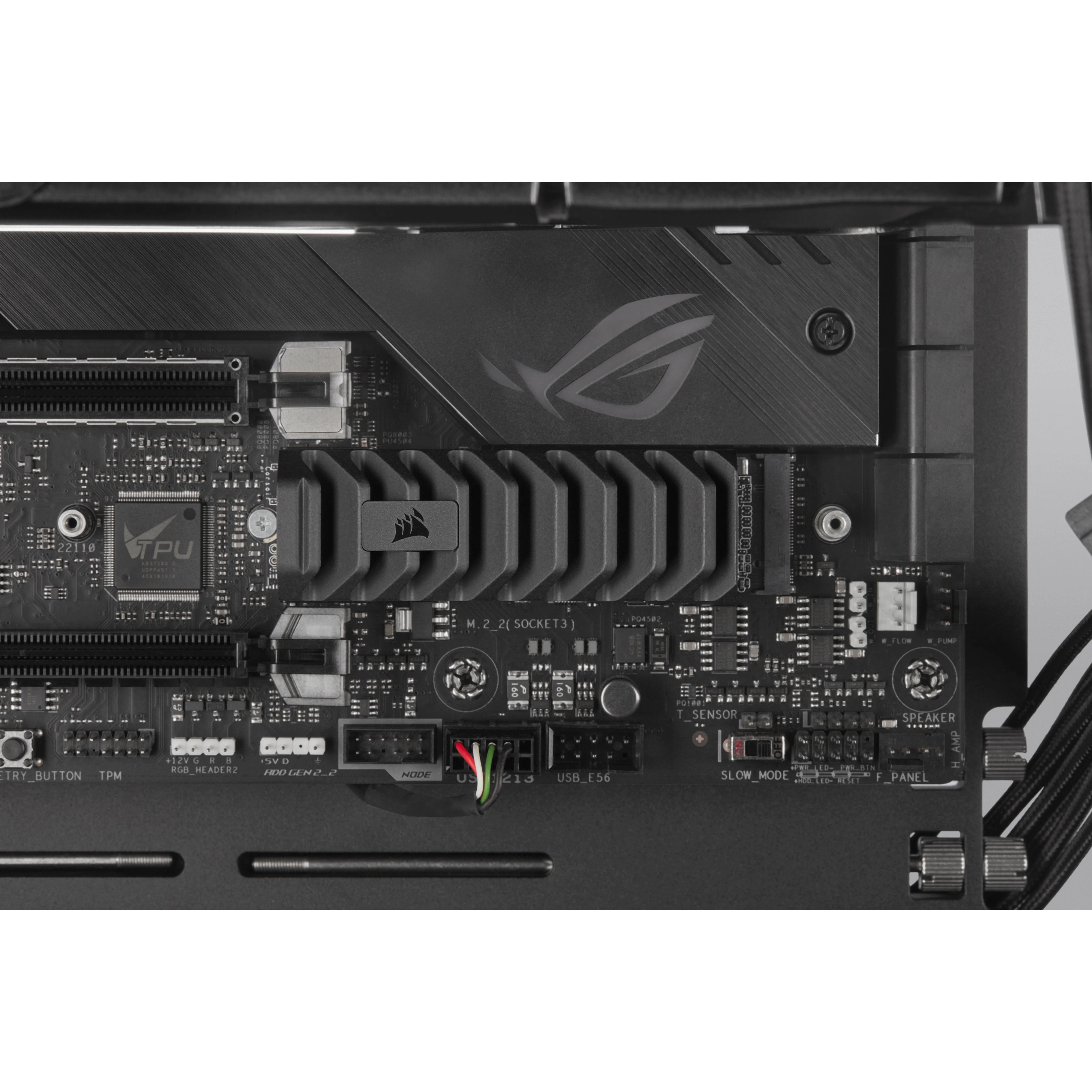 EAN 0840006645092 - Corsair MP600 PRO XT 2 TB M.2 PCI Express 4.0 NVMe 3D TLC NAND imagen 4