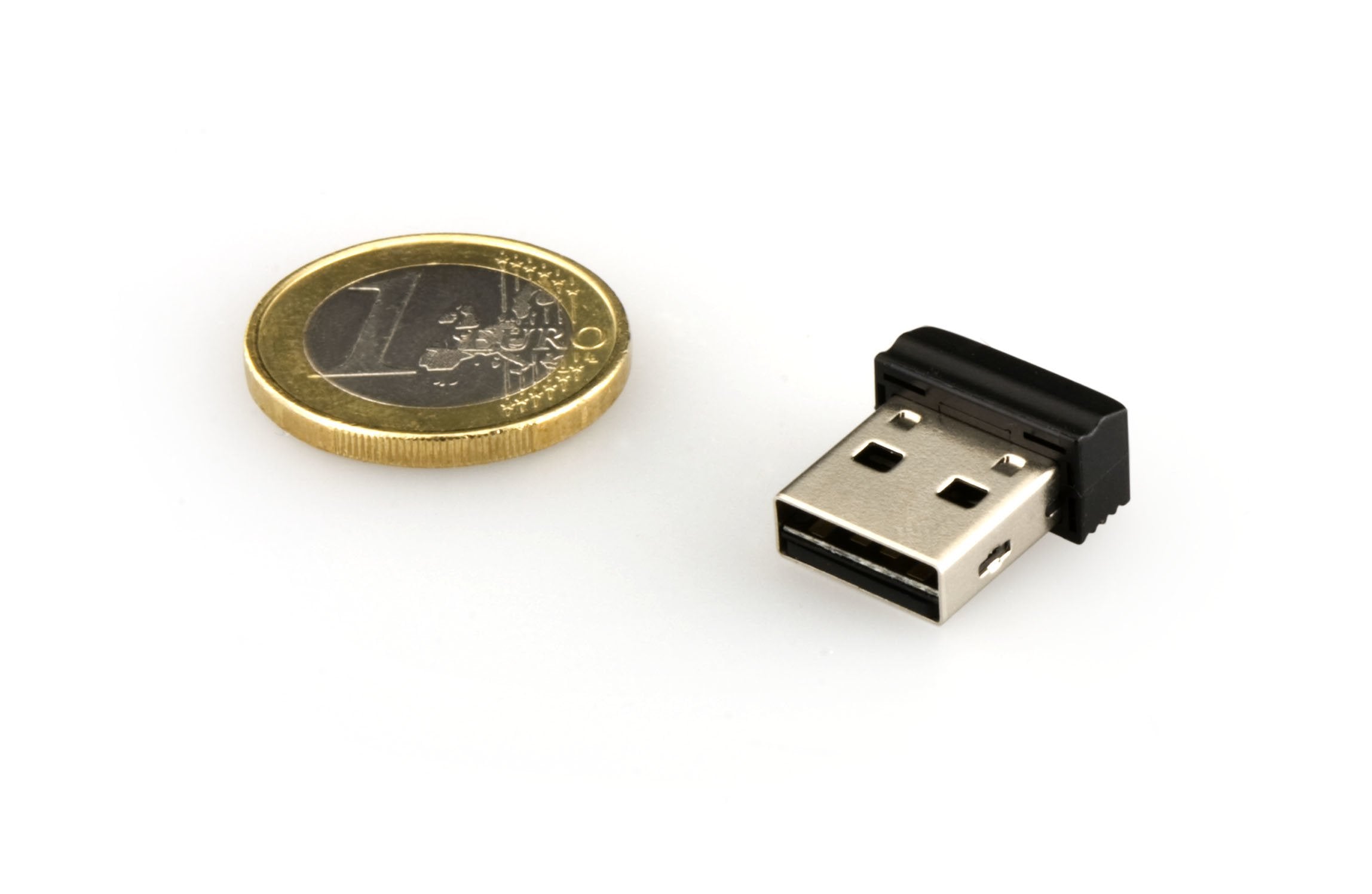 Pendrive Verbatim Store 'N' Stay Nano 32 Gb Usb 2.0 Negro