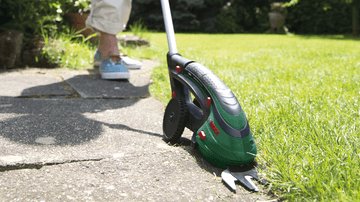 Bosch Juego De Tijeras Cortacésped A Batería Isio (3,6 V, Anchura De La Sierra: 8 Cm, En Bolsa Blanda) 0600833106